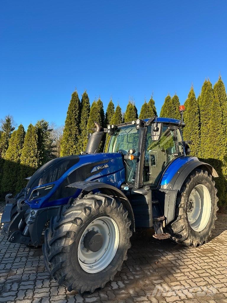 Valtra T234 VERSU Traktory