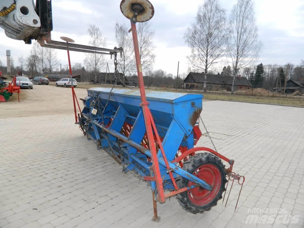 Stegsted 4 Mechanické sejačky