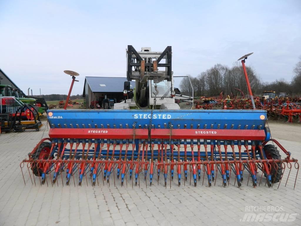 Stegsted 4 Mechanické sejačky
