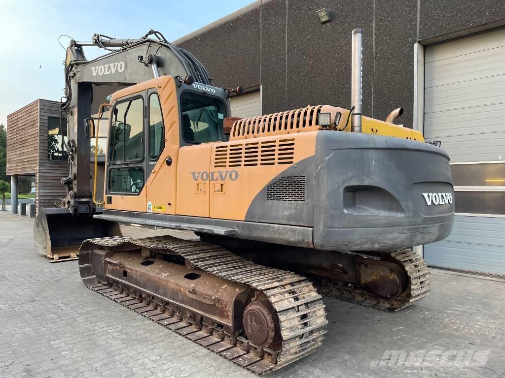 Volvo EC240B Pásové rýpadlá