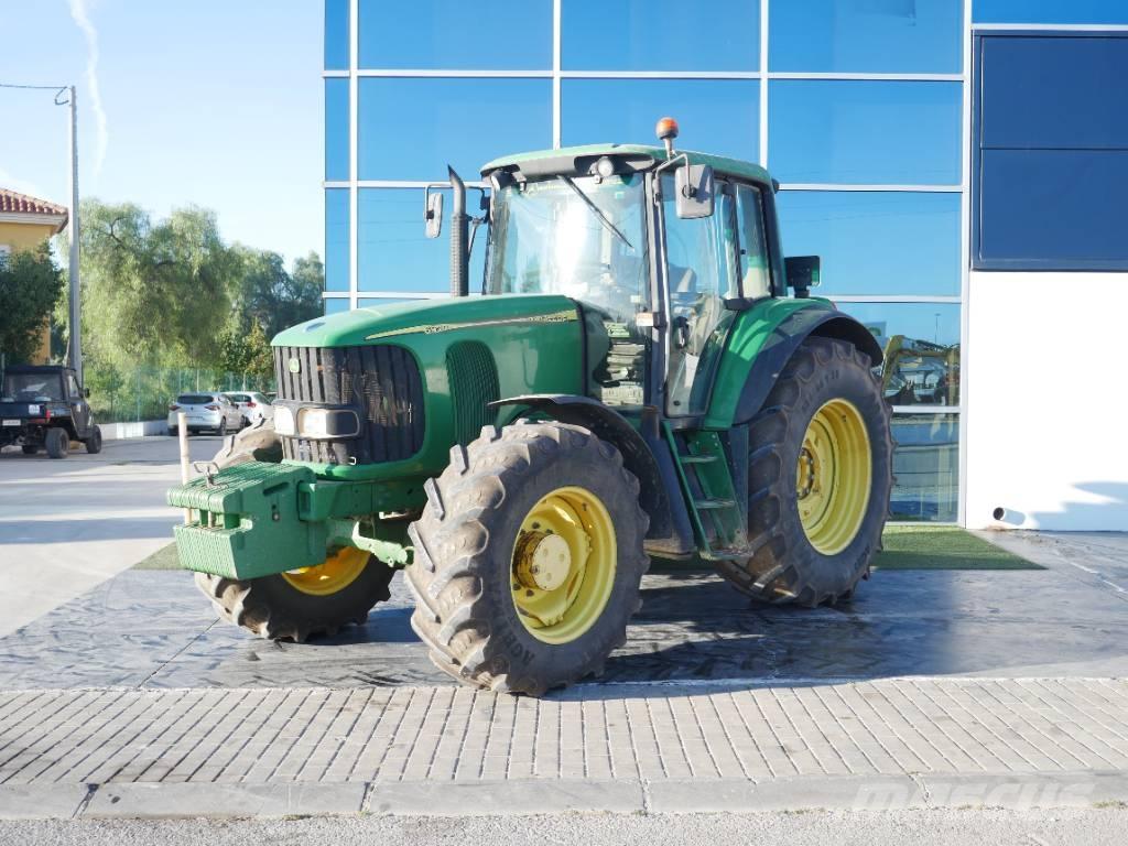 John Deere 6920 Traktory