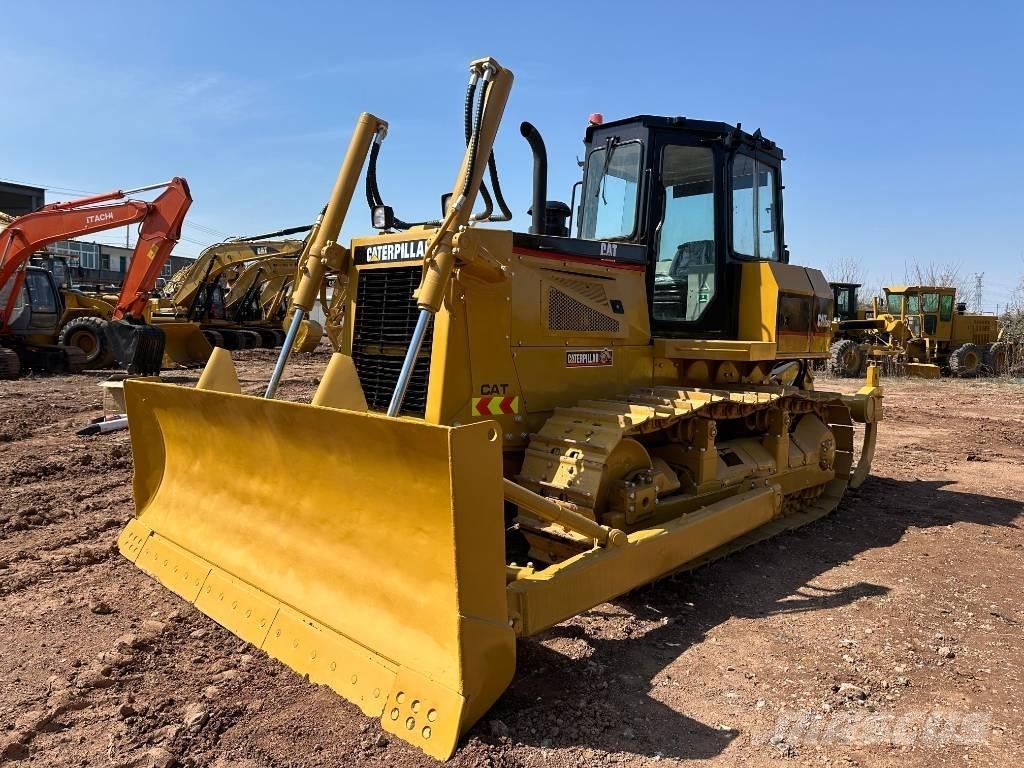 CAT D6G Pásové dozéry