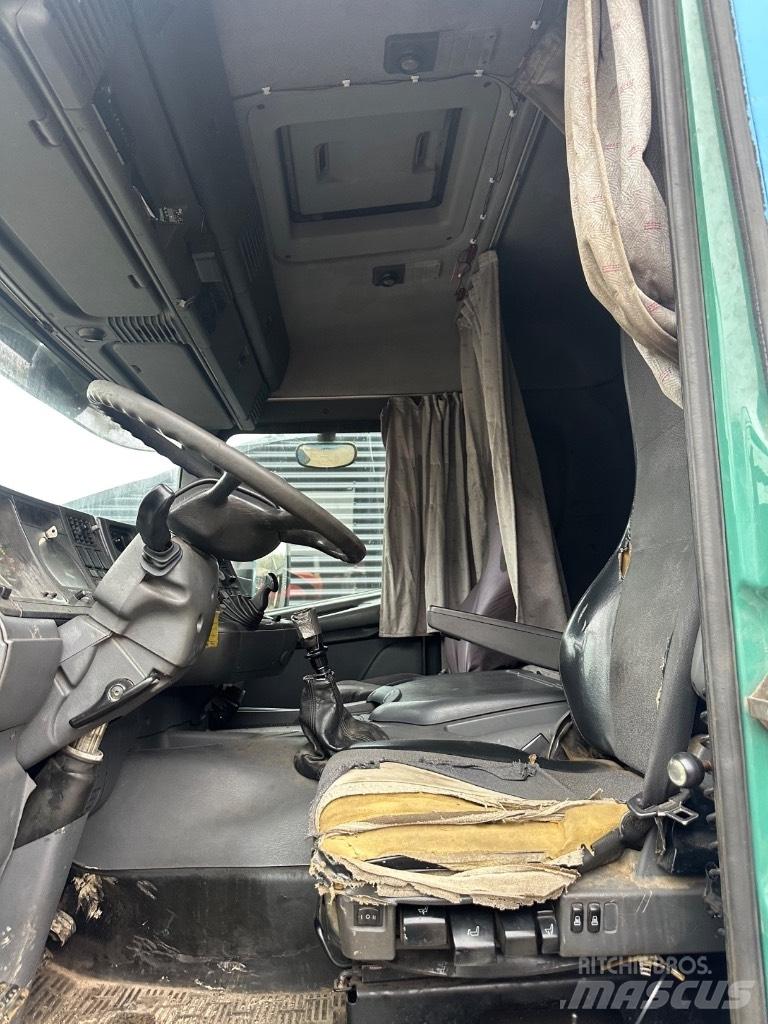 Scania 124 Hákový nosič kontajnerov