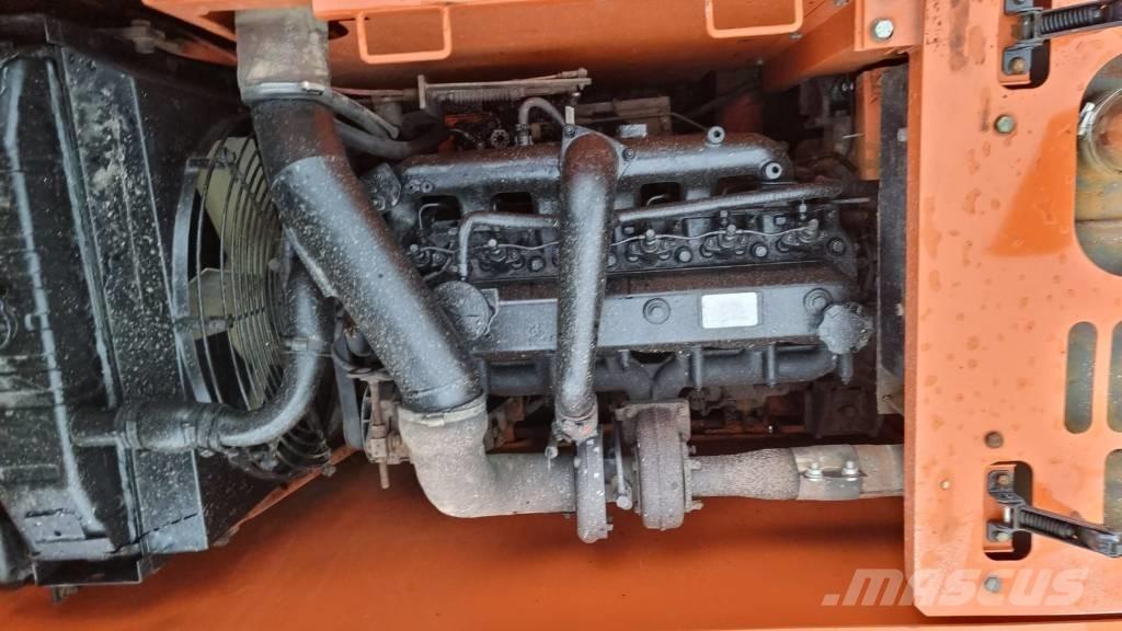 Daewoo SL130LC-V Pásové rýpadlá