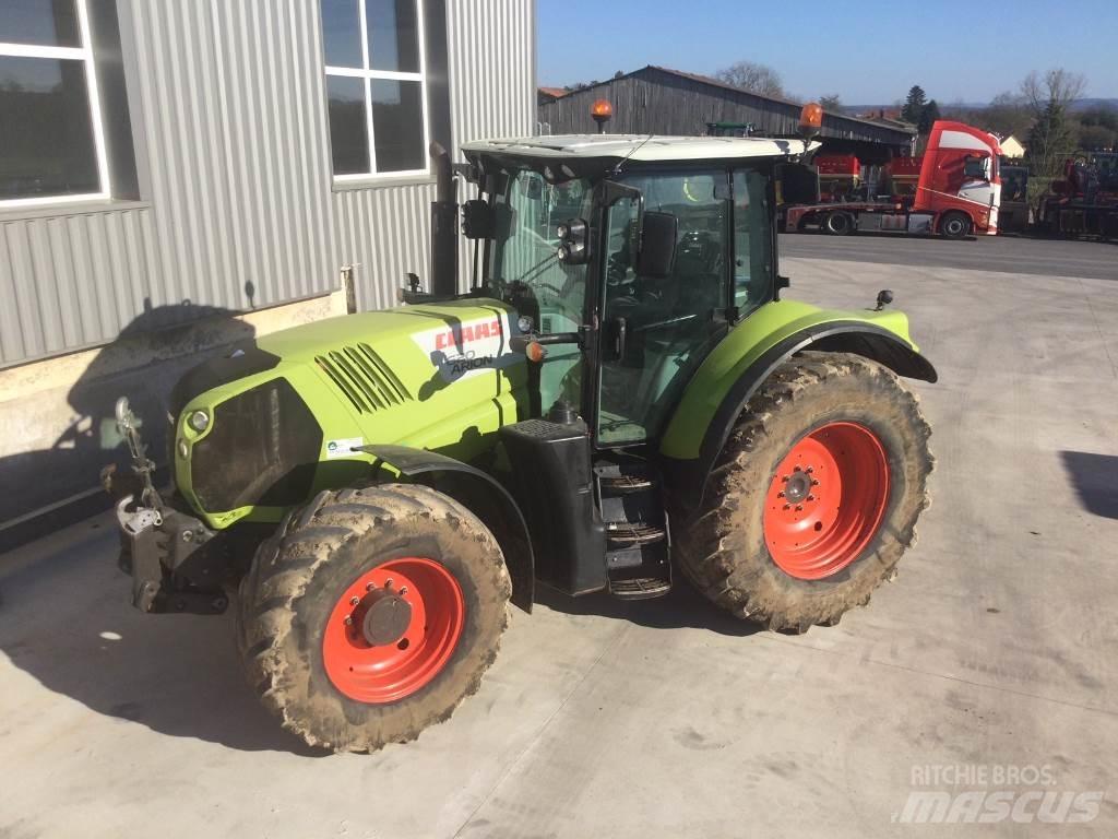 CLAAS ARION 620 Traktory