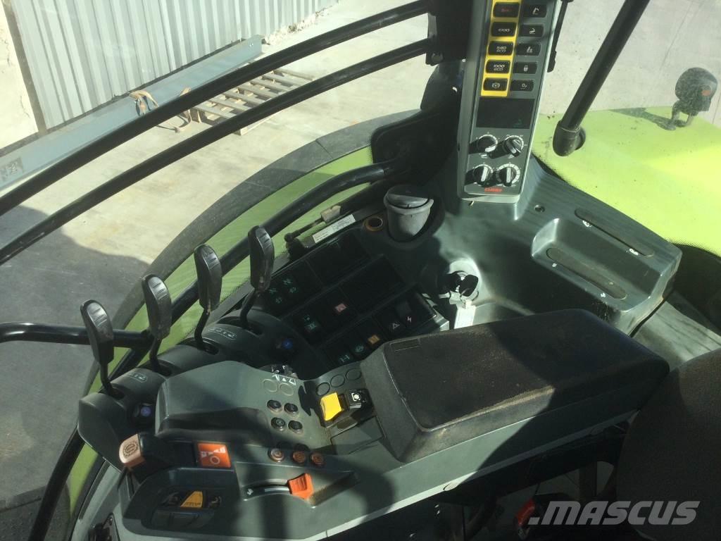 CLAAS ARION 620 Traktory