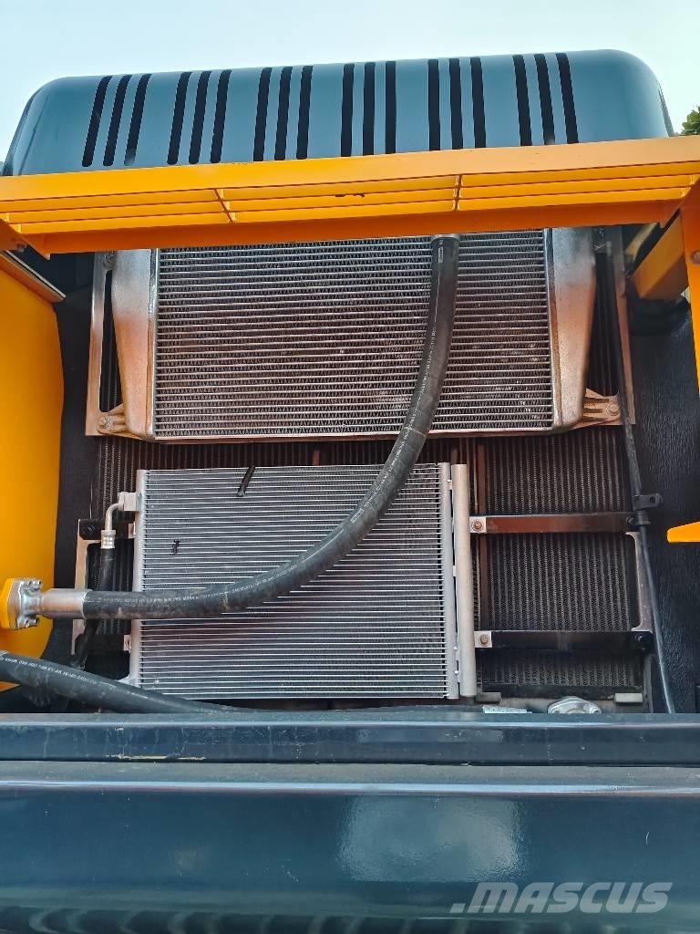 Hyundai R305LC-9T Pásové rýpadlá