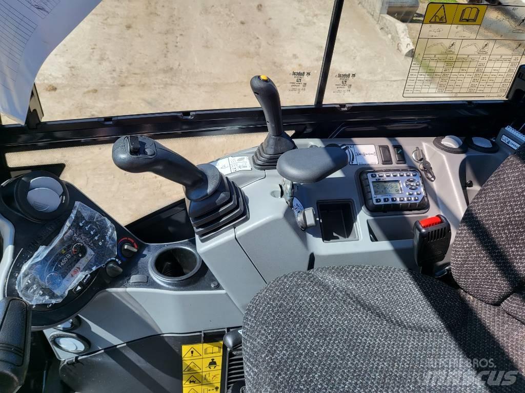 Bobcat E 27 Z Mini rýpadlá < 7t