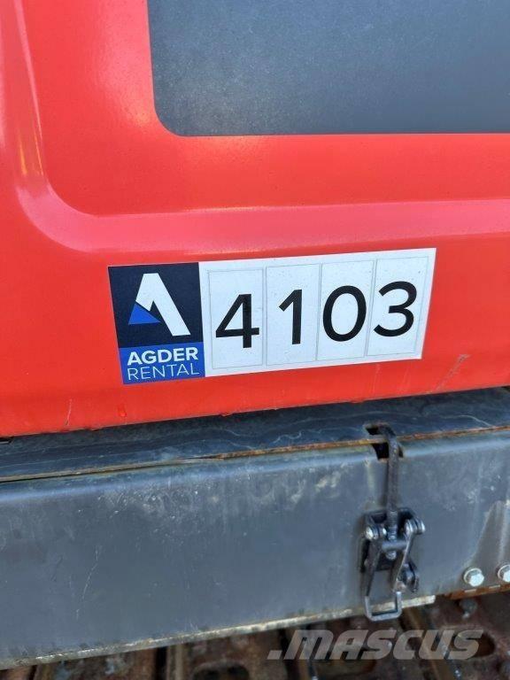 Sandvik DX 800I Povrchové vrtné súpravy