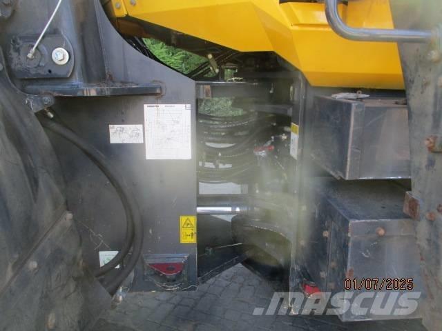 Komatsu WA 380 Kolesové nakladače