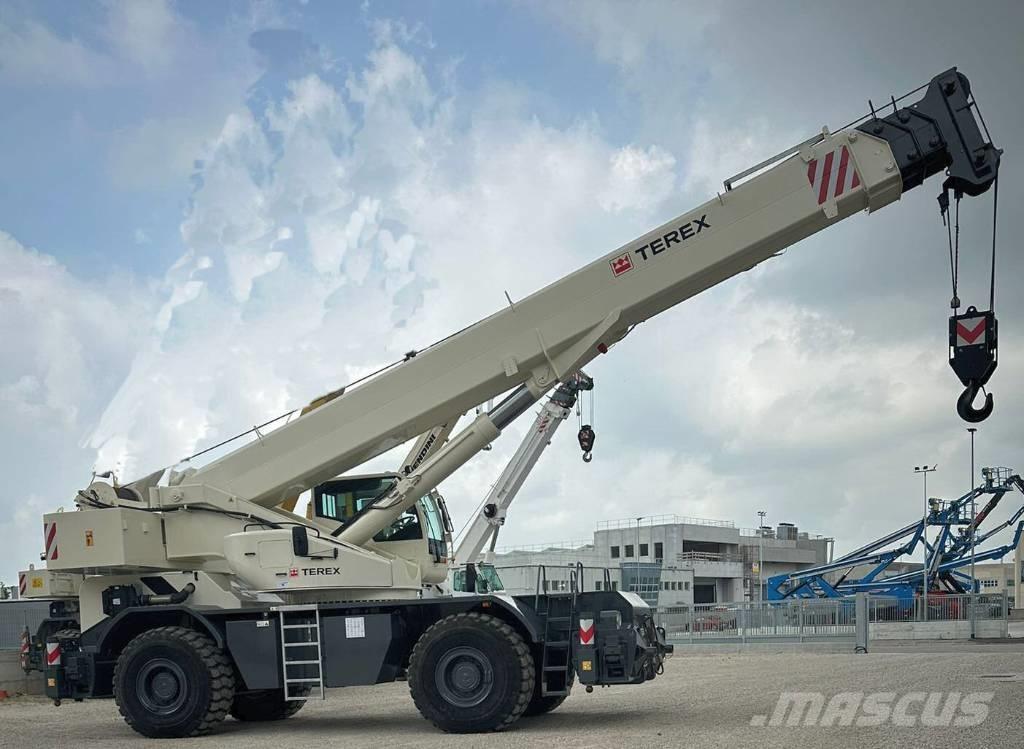 Terex Quadstar 1075 Žeriavy pre ťažký terén