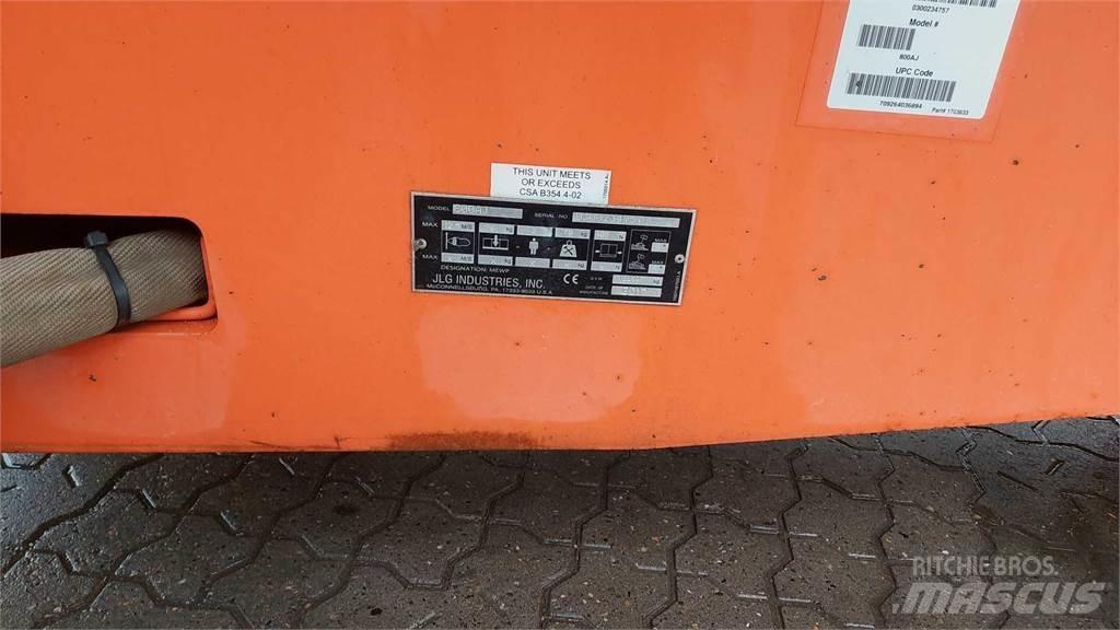 JLG 800AJ Kĺbové plošiny