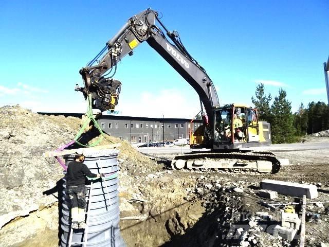 Volvo EC220EL Pásové rýpadlá