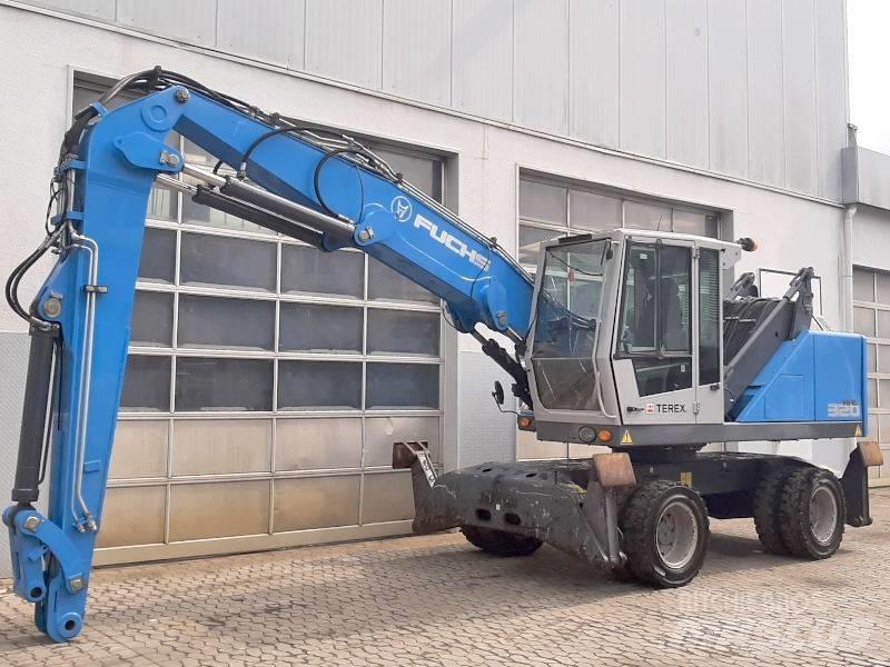 Fuchs MHL 320 F Stroje pre manipuláciu s odpadom
