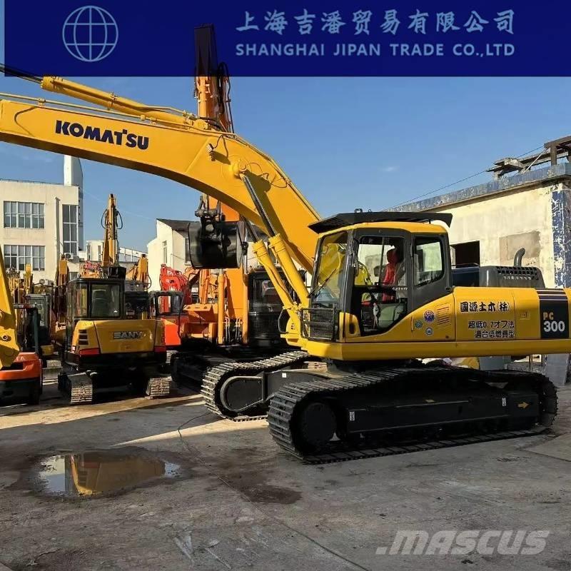 Komatsu PC 300 Pásové rýpadlá