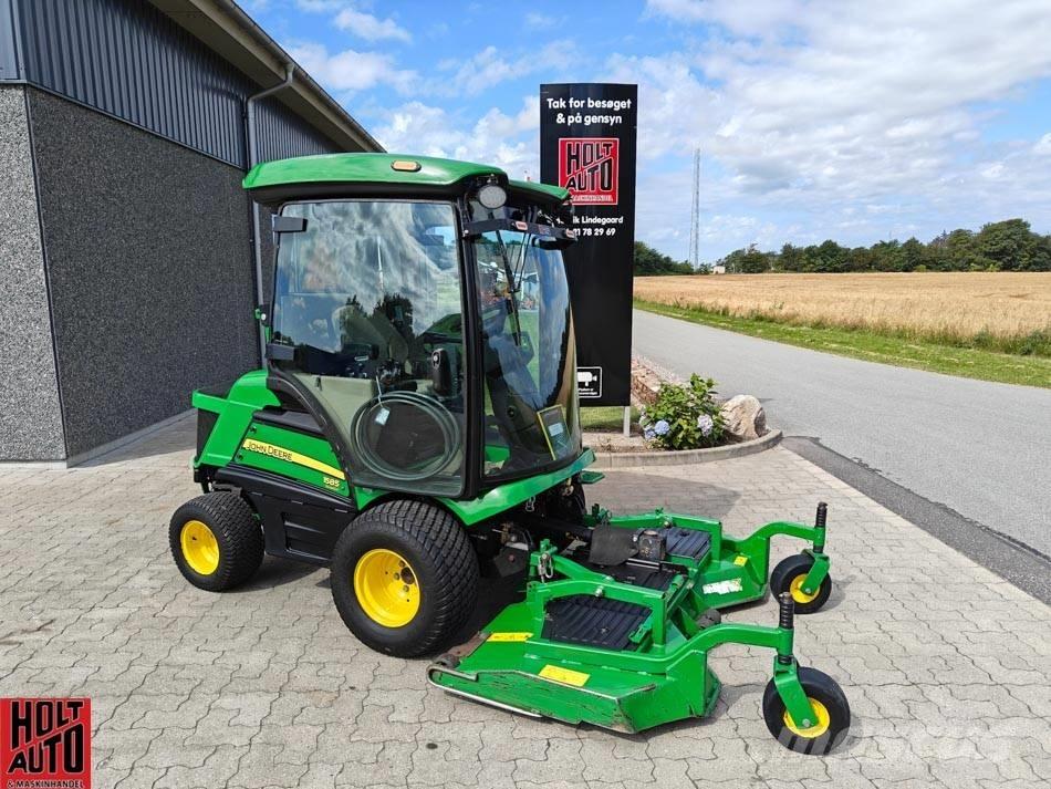 John Deere 1585 Samochodné kosačky