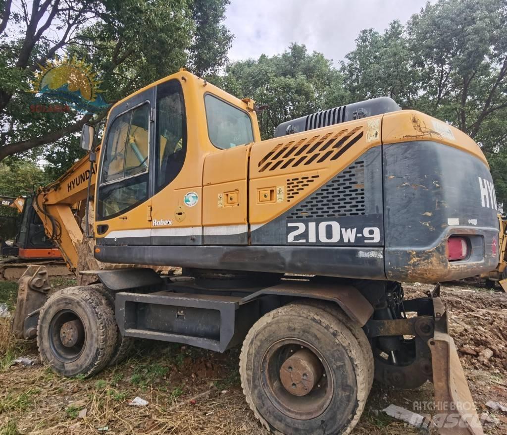 Hyundai R210W-9 Kolesové rýpadlá