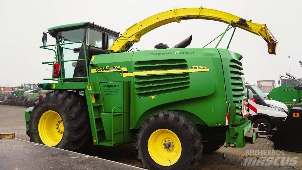 John Deere 7300 Samochodné kosačky