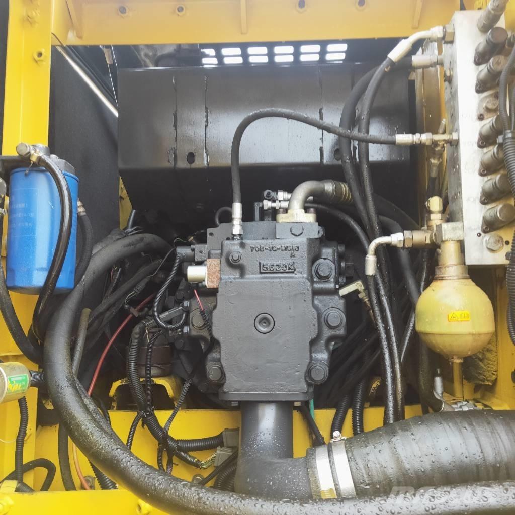 Komatsu PW160W-7 Kolesové rýpadlá