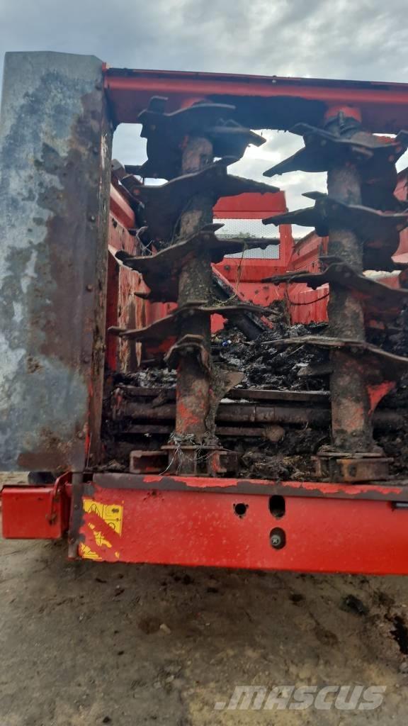 TEAGLE TITAN 9 Rozmetadlá maštaľného hnoja