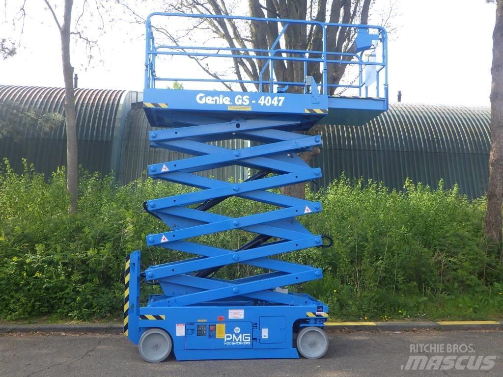 Genie GS4047 Nožnicové zdvíhacie plošiny
