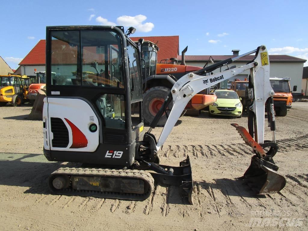 Bobcat E 19 Z   V  E 20 Mini rýpadlá < 7t