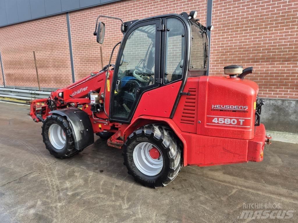 Schäffer 4580T Viacúčelové nakladače