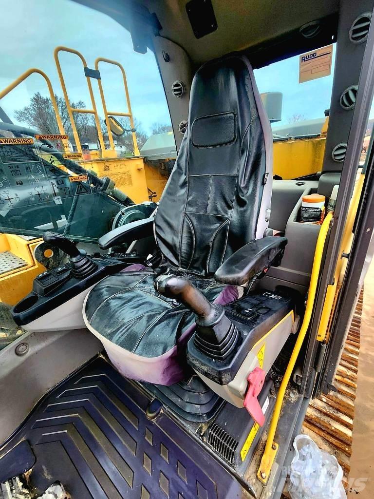 Volvo EC300ELR Pásové rýpadlá