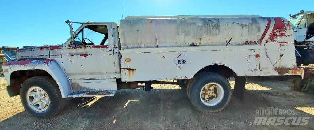 Ford F 600 Cisternové nákladné vozidlá