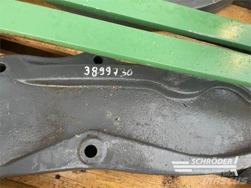 Fendt ANBAUTEILE Čelné nakladače a rýpadlá