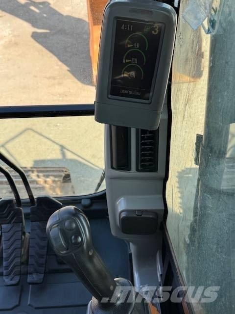 CAT 321 D CR Pásové rýpadlá