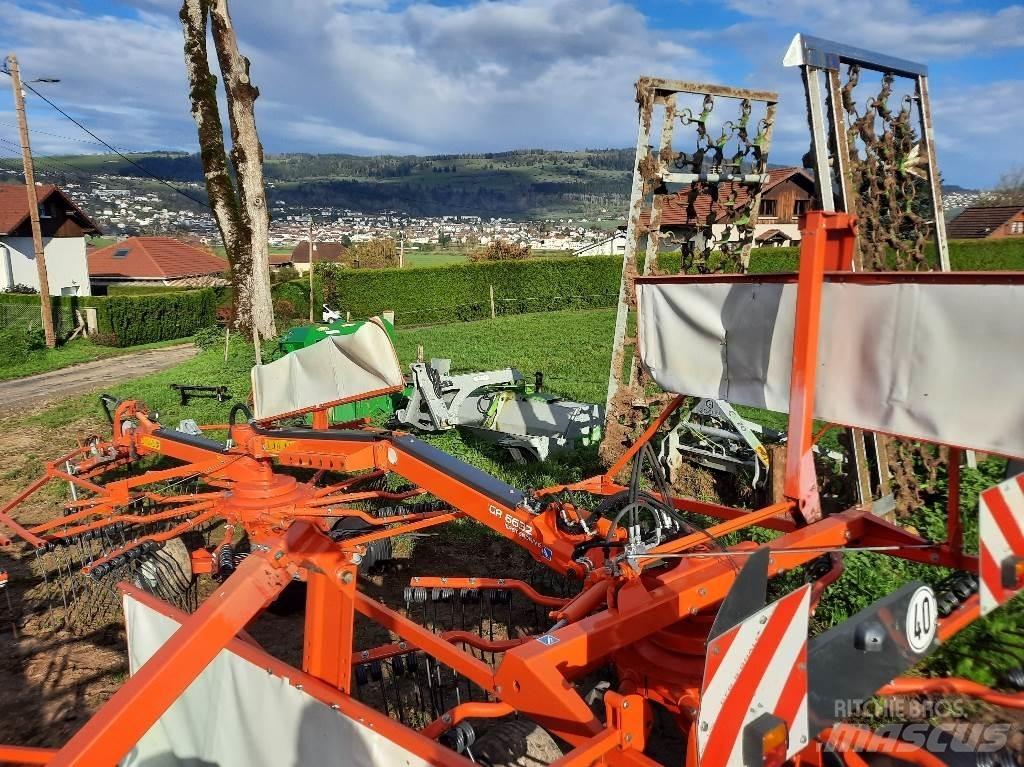 Kuhn GA6632 Riadkovače