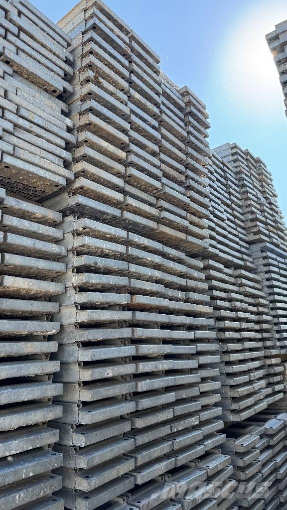  Rux Scaffolding Lešenárske zariadenie