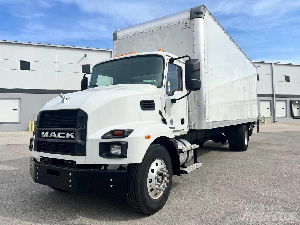 Mack MD 6 Skriňová nadstavba