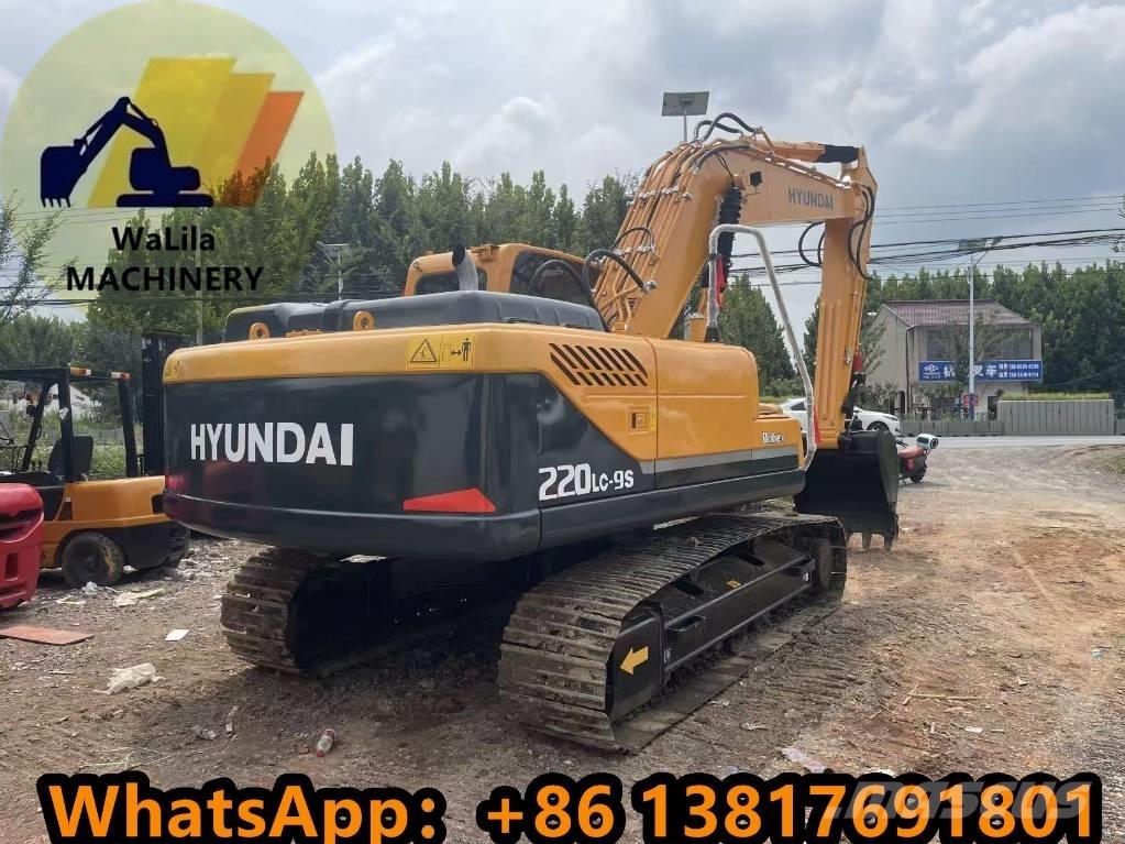 Hyundai R220 Midi rýpadlá 7 t - 12 t