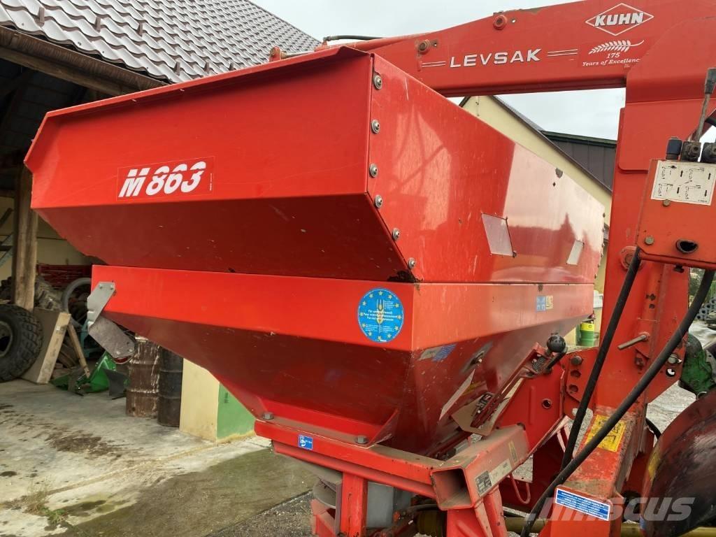 Kuhn M863 Rozmetadlá priemyselných hnojív