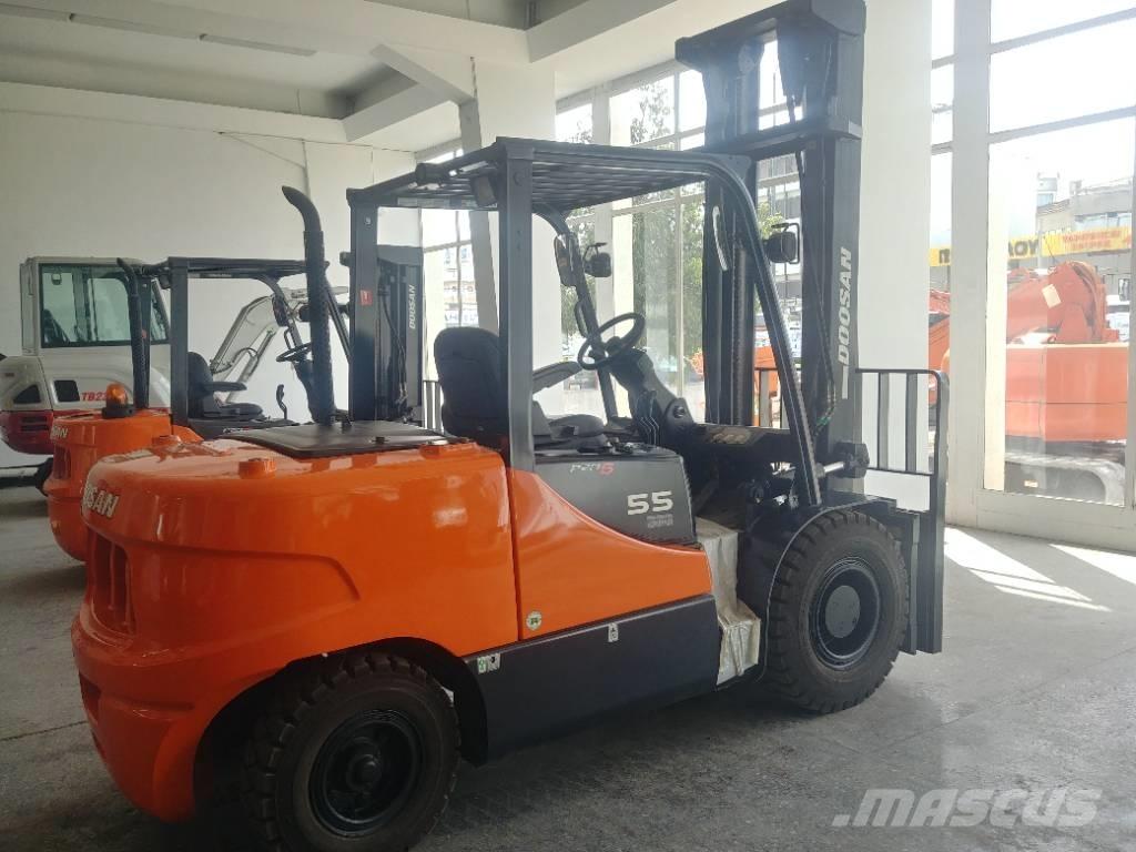 Doosan D55 SC-5 Dieselové vozíky
