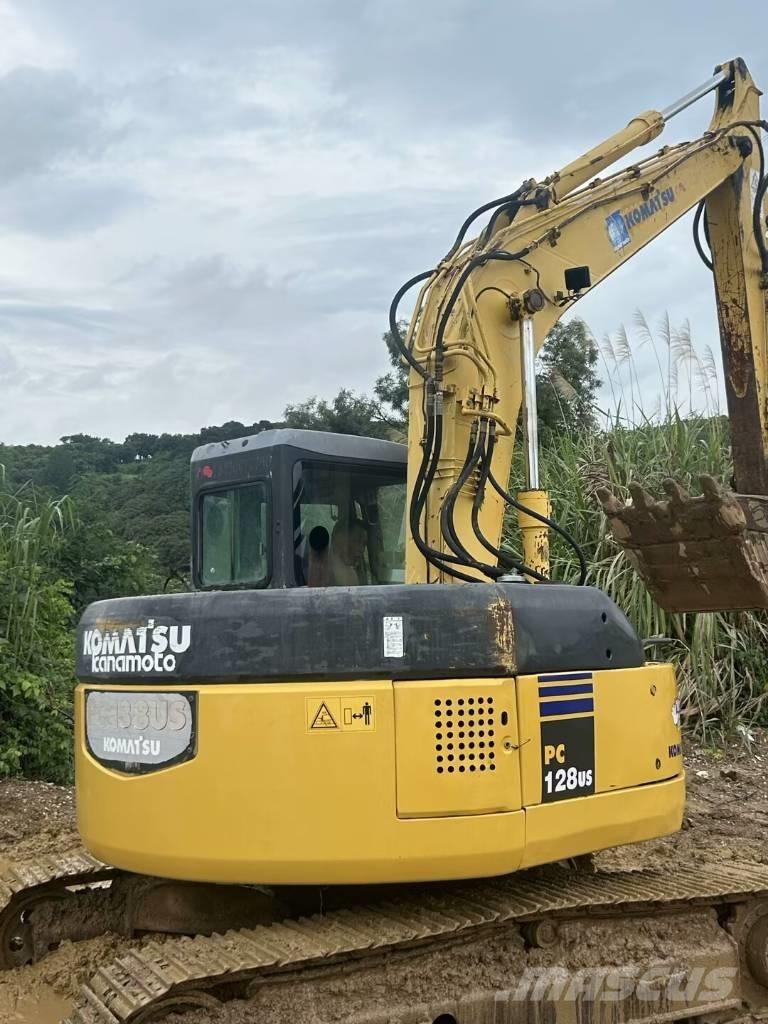 Komatsu PC 128 US Pásové rýpadlá