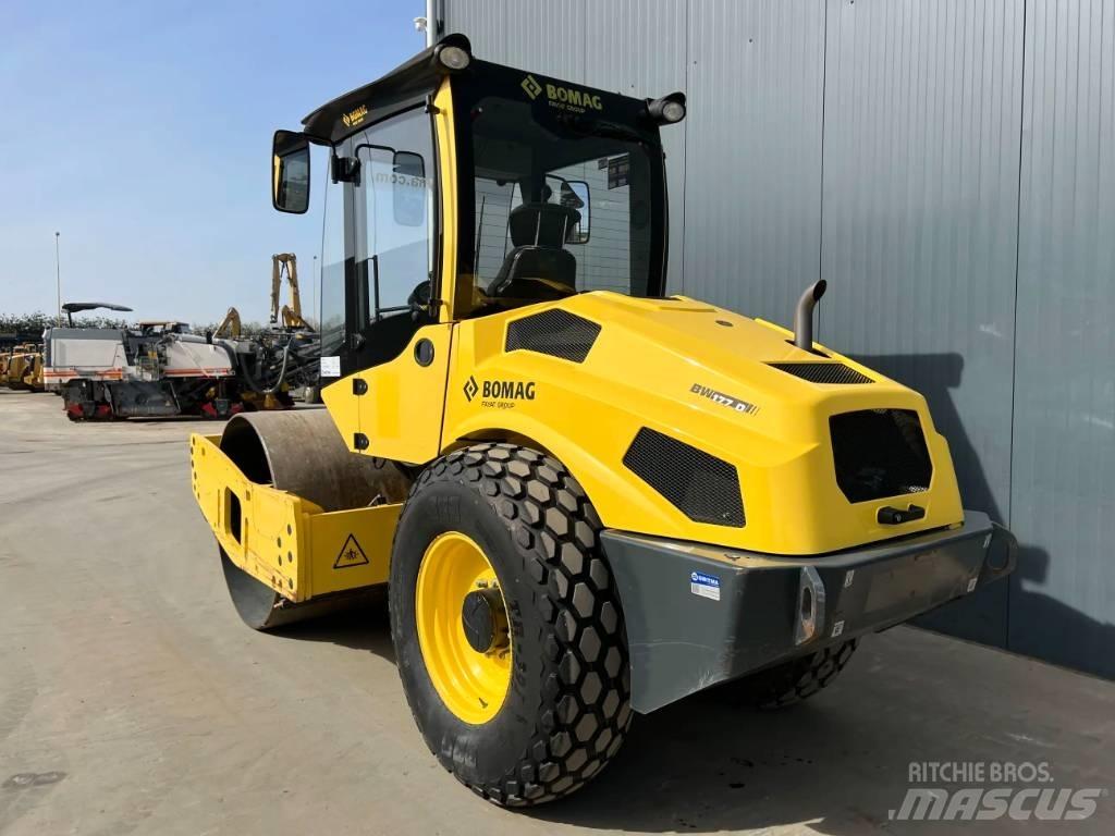 Bomag BW177D-5 Ťahačové valce