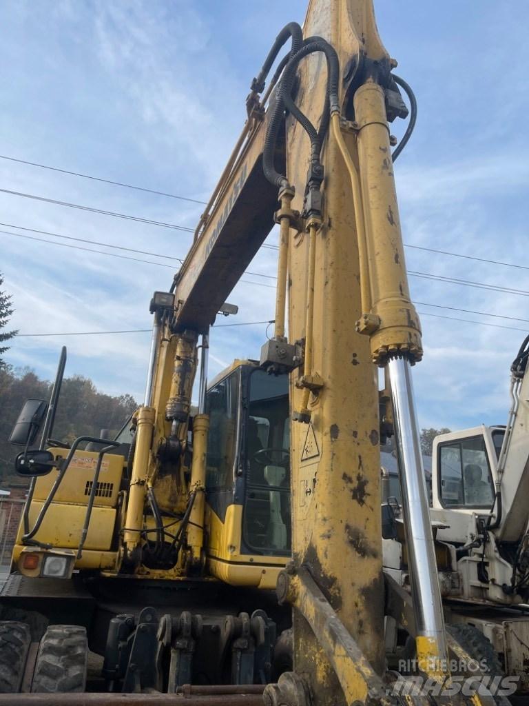Komatsu PW 130-7K Kolesové rýpadlá