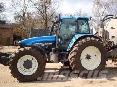 New Holland TM 165 Traktory
