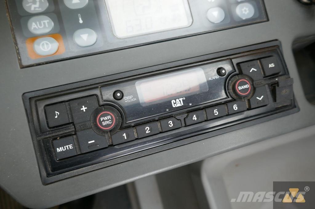 CAT 325F LCR Pásové rýpadlá