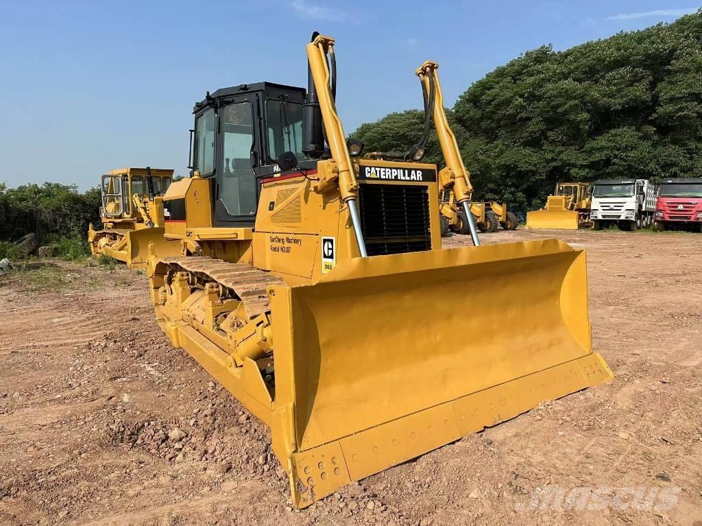 CAT D 6 G Pásové dozéry