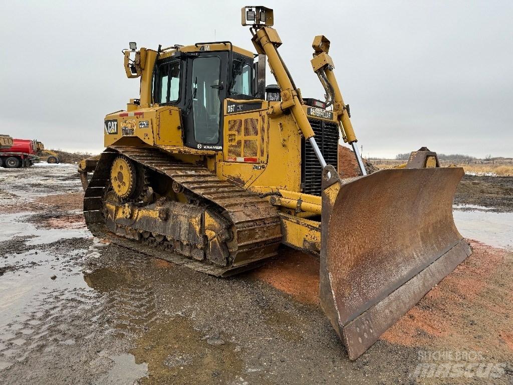 CAT D 6 T XW Pásové dozéry