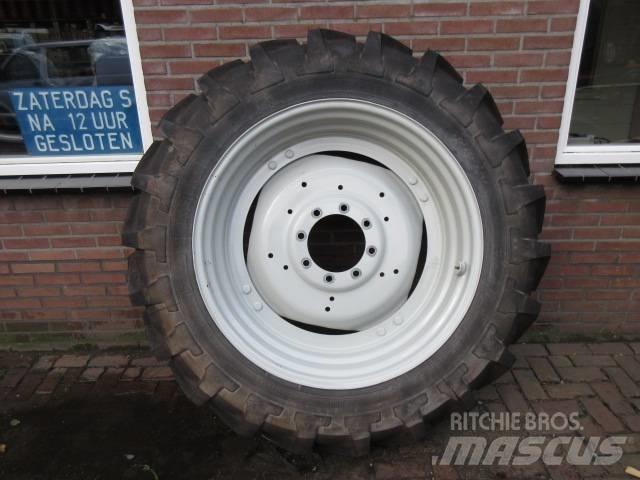 Michelin 13.6/38 Pneumatiky, kolesá a ráfiky
