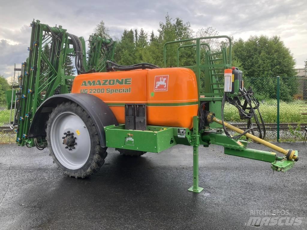 Amazone UG 2200 Ťahané postrekovače