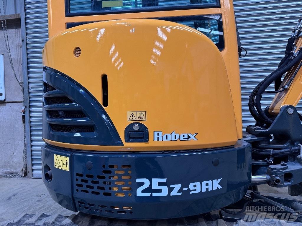 Hyundai R25Z-9 AK Mini rýpadlá < 7t