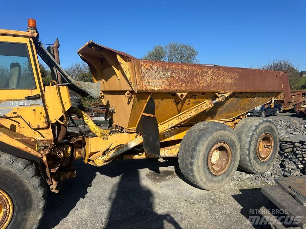 Volvo A 25 C Kĺbové nákladné autá