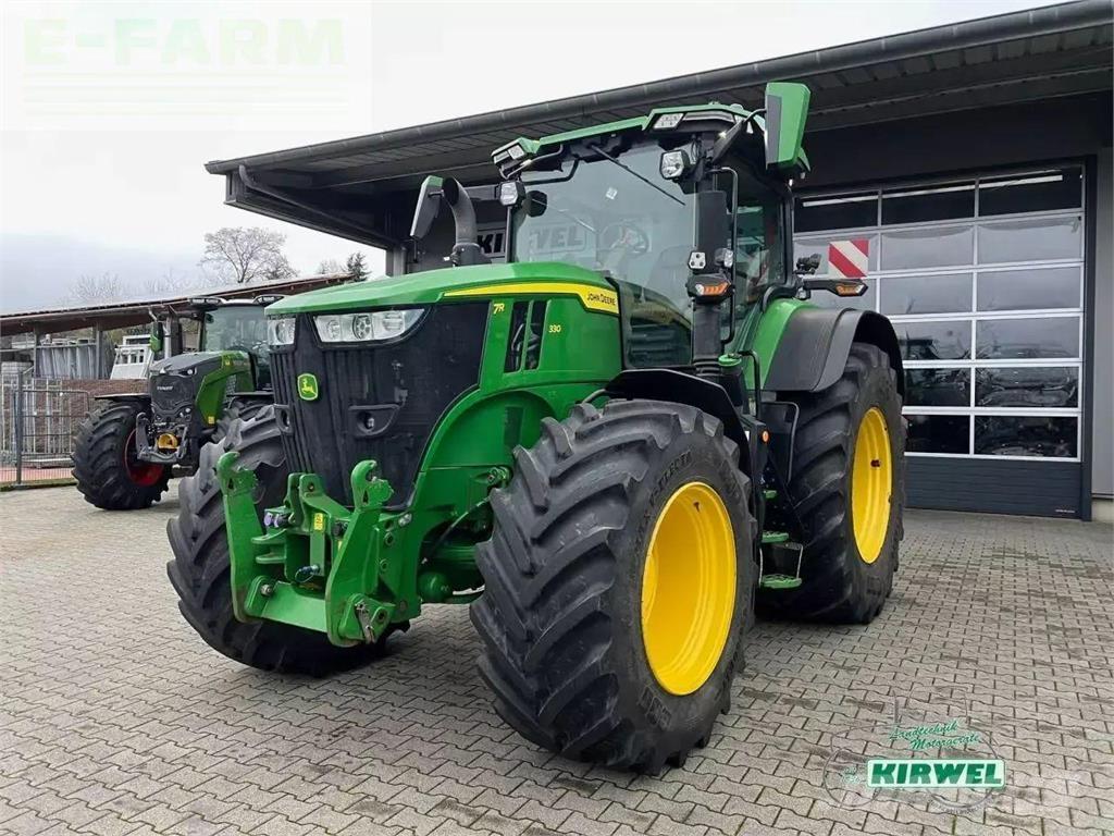 John Deere 7r 330 Traktory