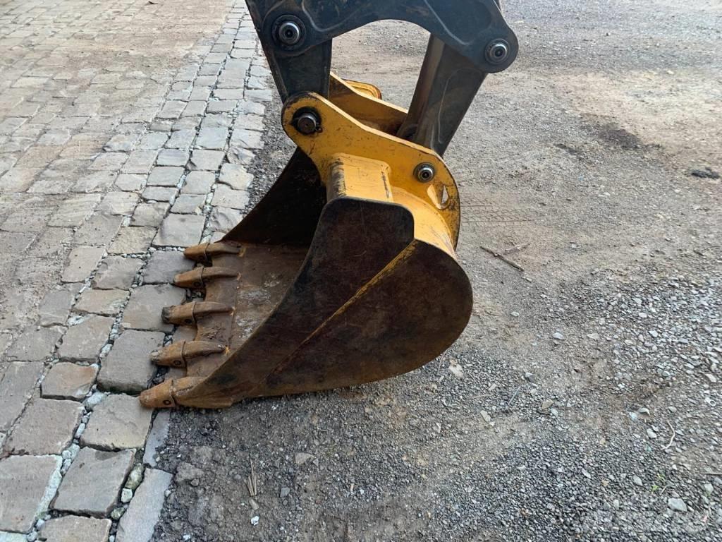 John Deere 310 L Rýpadlo-nakladače